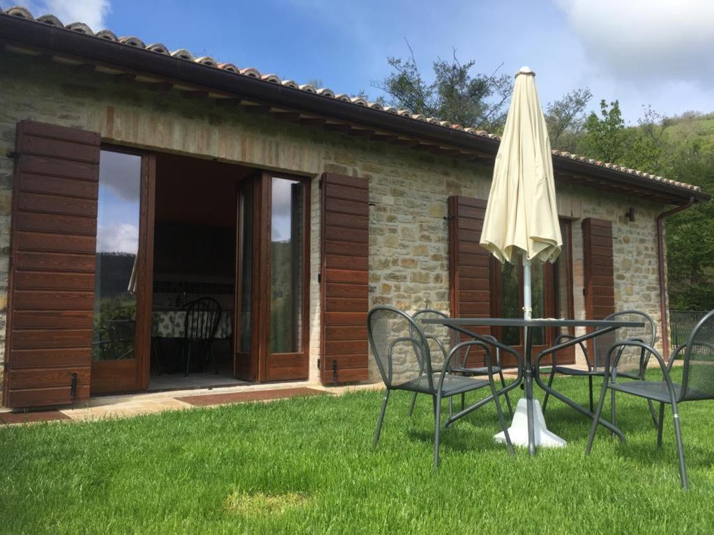 Agriturismo Paradiso 44 Ассизи Экстерьер фото